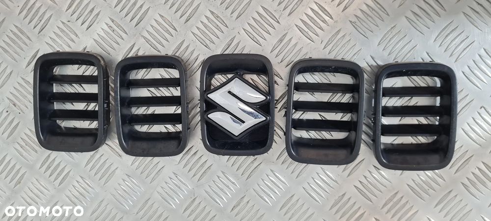 Suzuki Jimny Kratki Maski Komplet