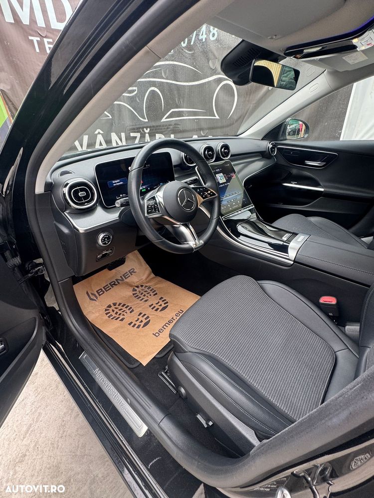 Mercedes-Benz C - 21