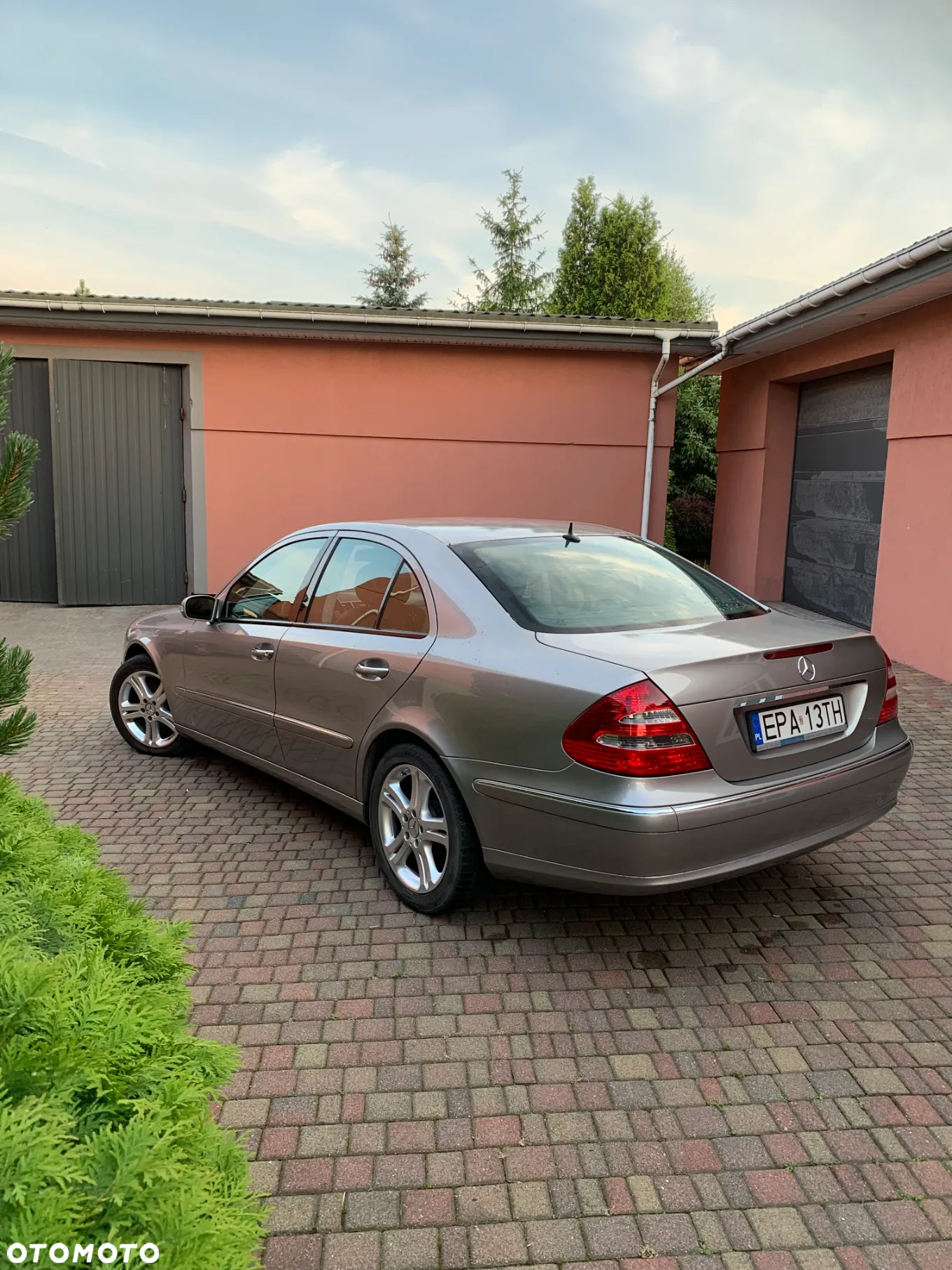 Mercedes-Benz Klasa E - 4