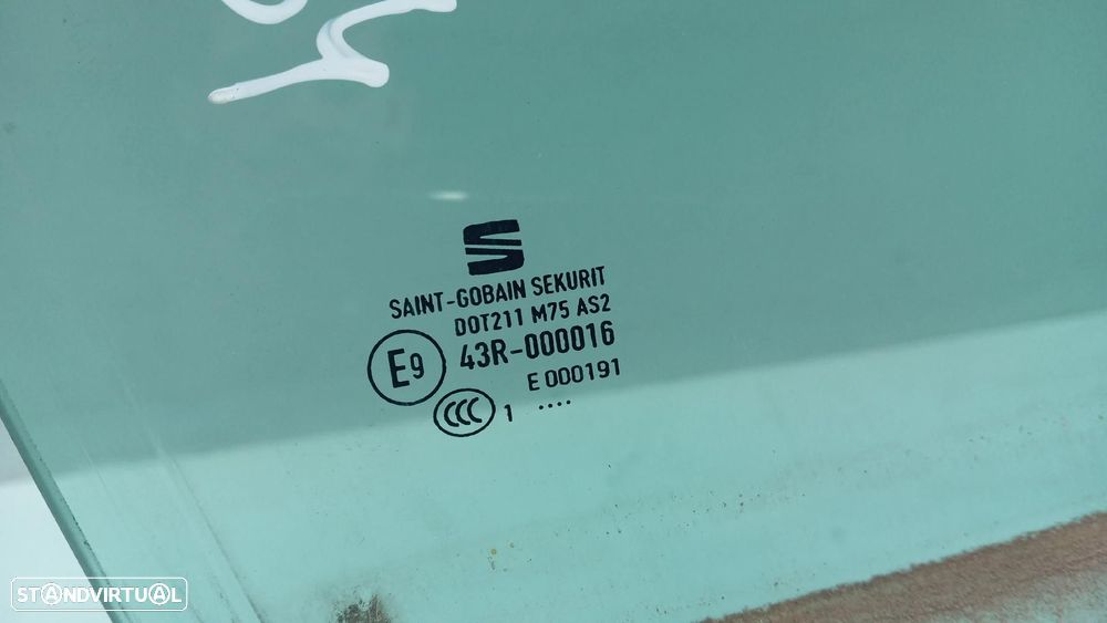 Vidro porta frente direita SEAT Arona (KJ7) - 2