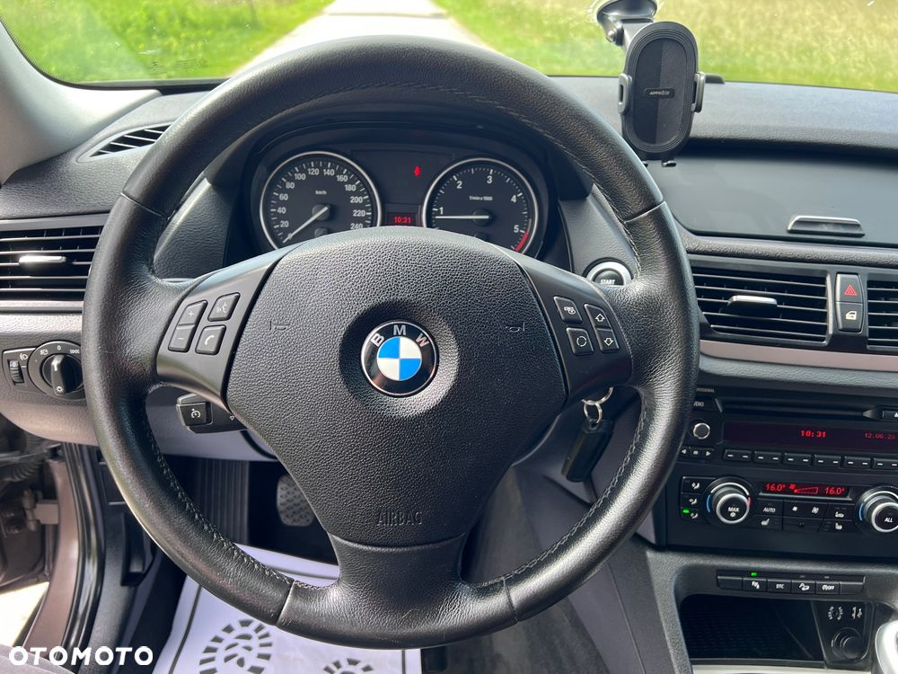 BMW X1 xDrive18d Sport Line - 26