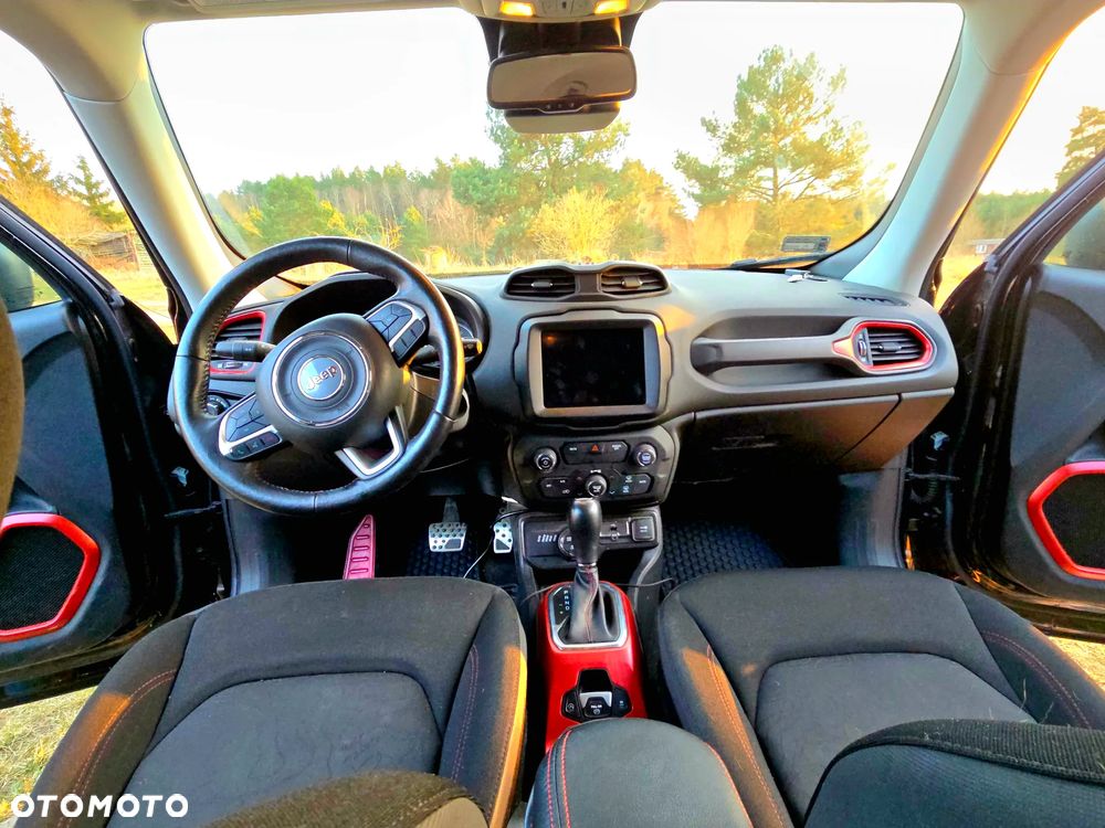 Jeep Renegade 1.3 GSE T4 Turbo Upland 4x4 S&S - 10