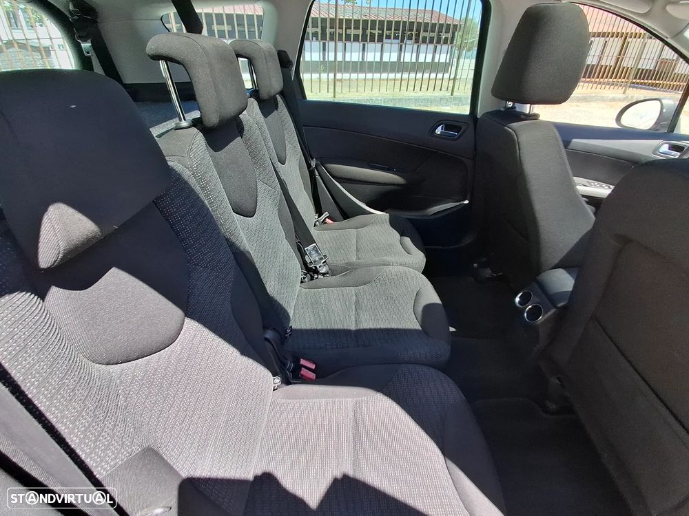 Peugeot 308 SW 1.6 HDi SE Navteq - 12