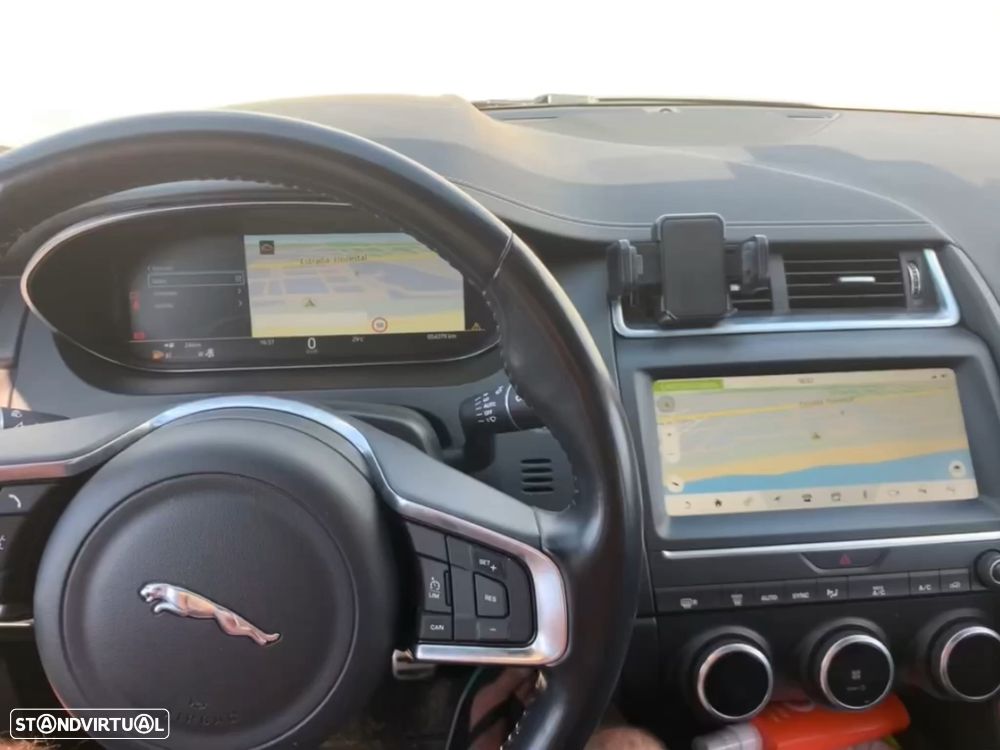 Jaguar E-Pace 2.0 i4D R-Dynamic S - 7