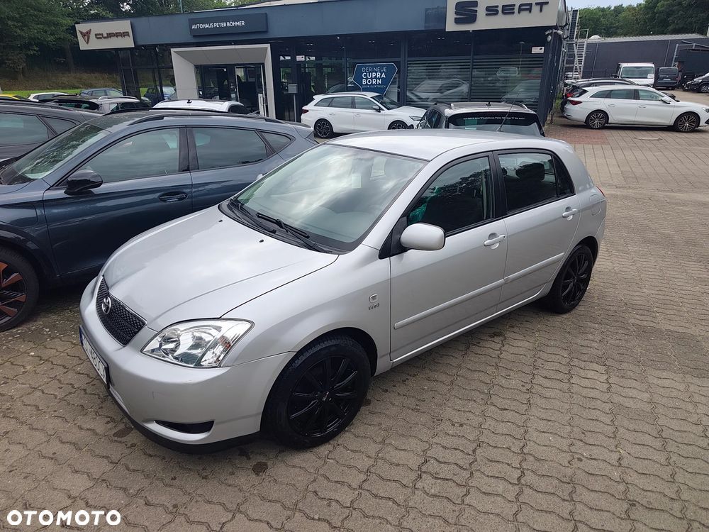 Toyota Corolla - 2