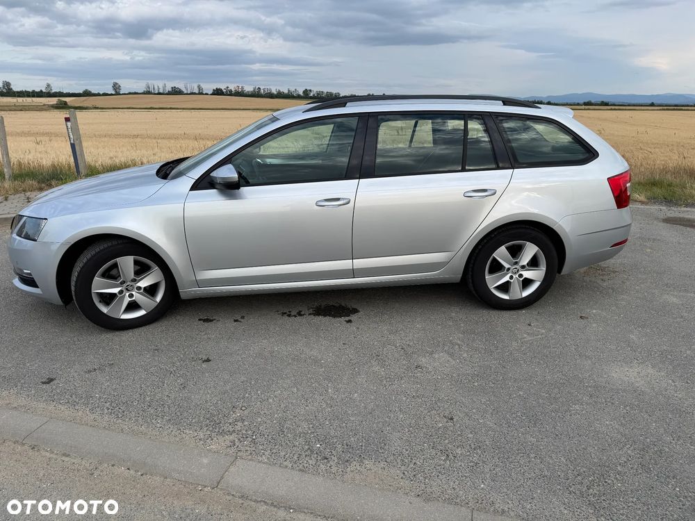 Skoda Octavia 1.6 TDI Ambition - 7