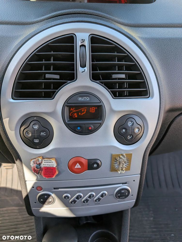 Renault Modus 1.2 16V TCE Limited - 15