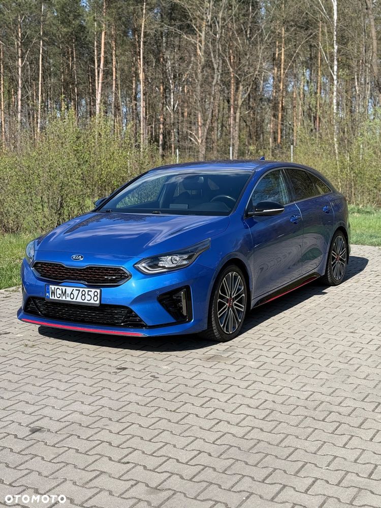 Kia ProCeed - 1