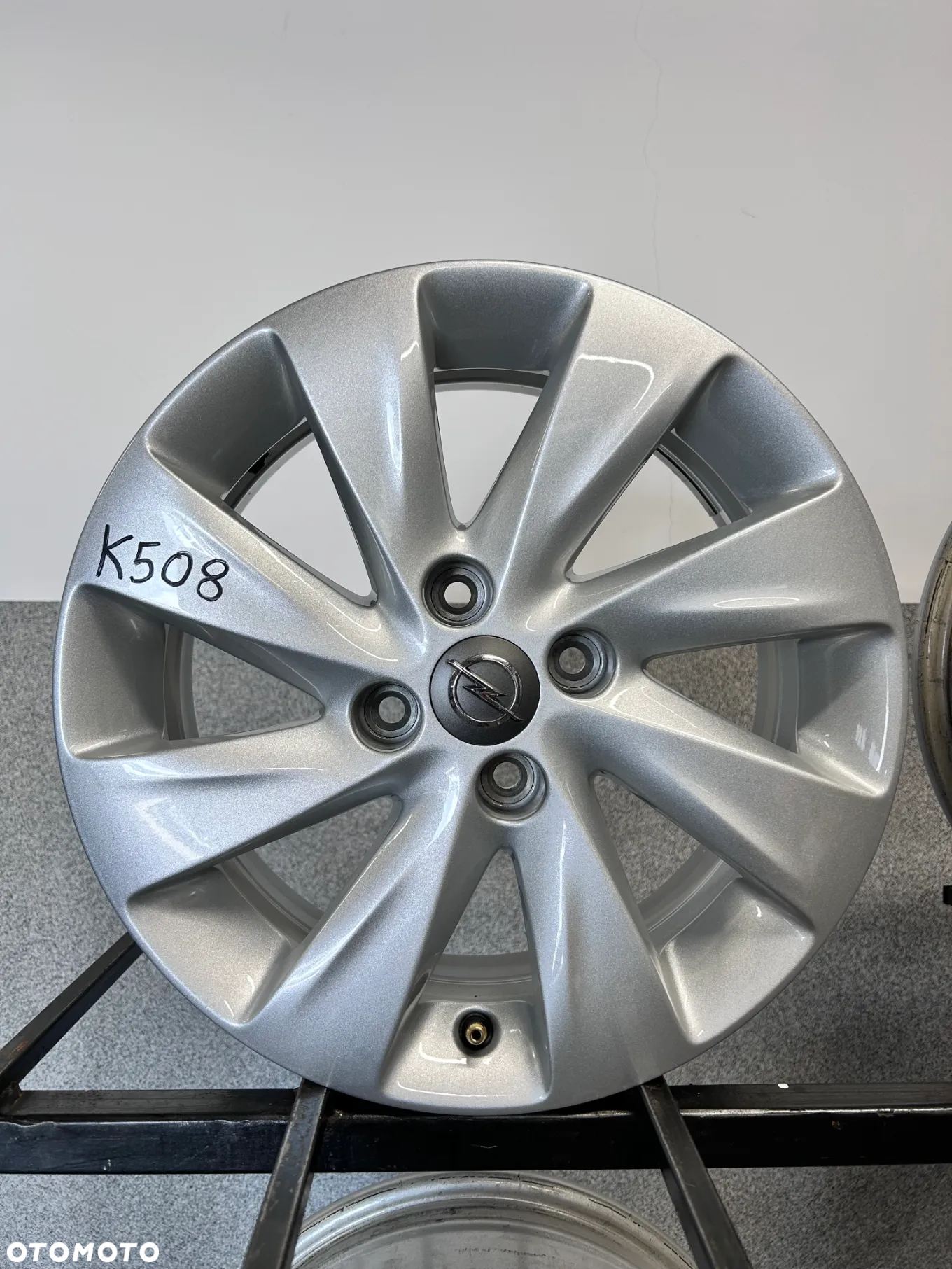 4 FELGI ALU. OPEL CORSA D,E,ADAM 15'' 6J ET39  TPMS - 2