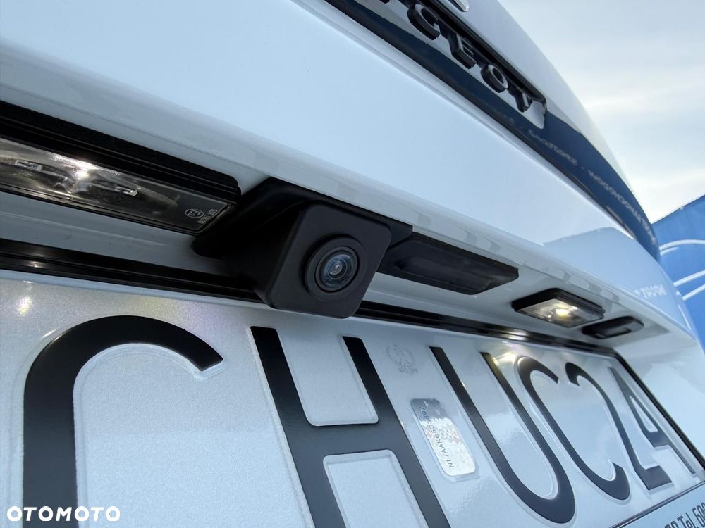 Peugeot 3008 1.6 PureTech Hybrid PHEV Allure S&S EAT8 - 6
