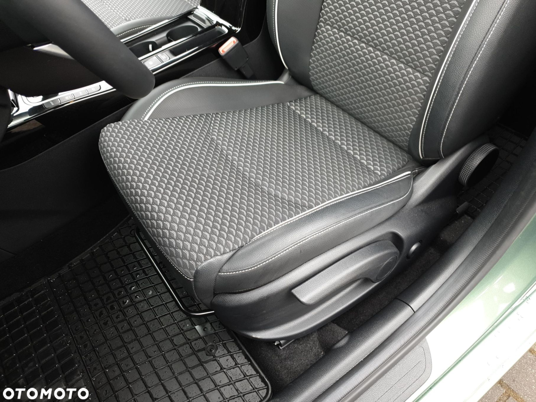Kia Ceed 1.5 T-GDI L DCT - 11