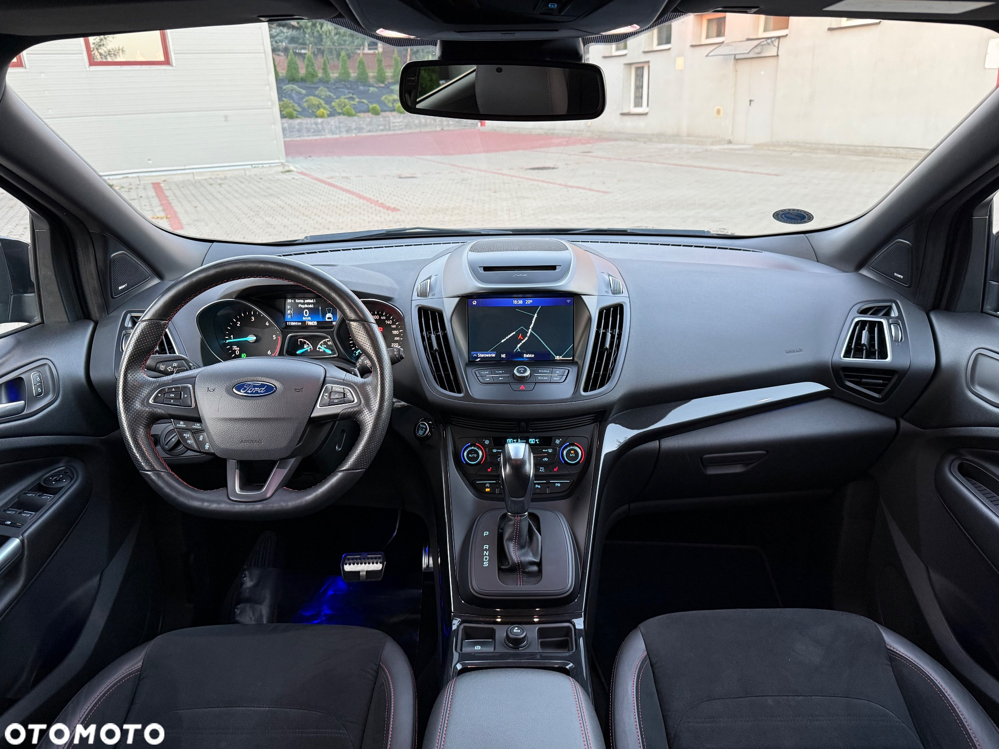 Ford Kuga 2.0 TDCi AWD ST-Line - 23