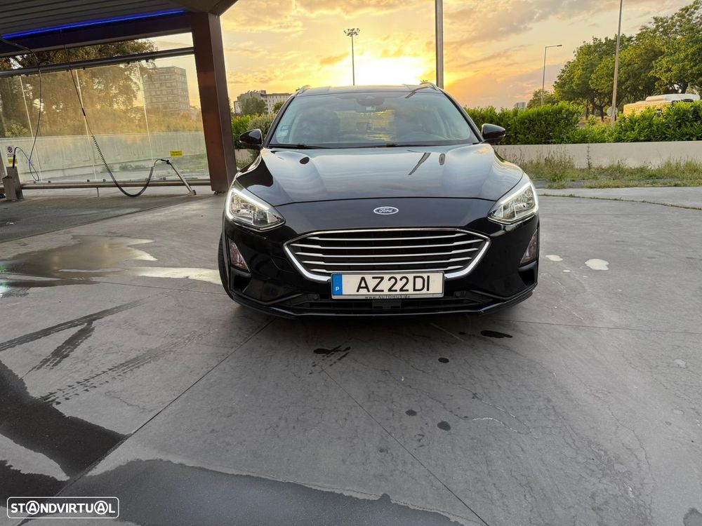 Ford Focus SW 1.5 EcoBlue S&S Aut. TITANIUM - 3