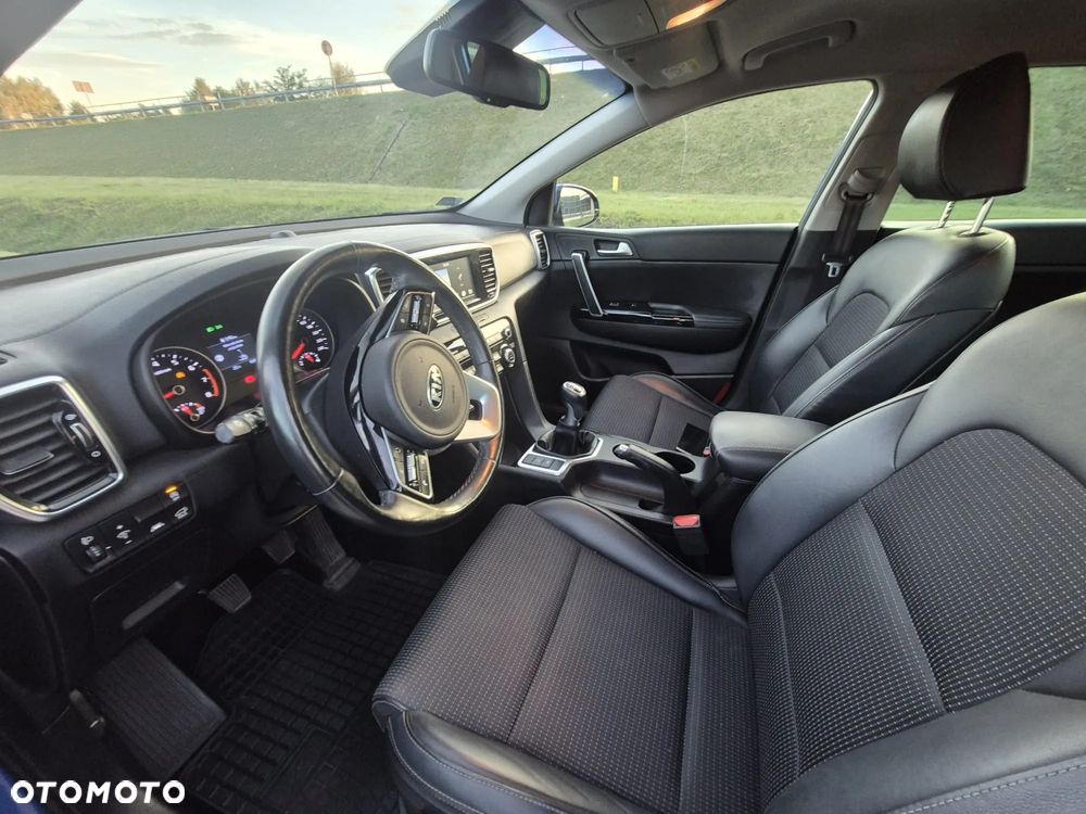 Kia Sportage - 10