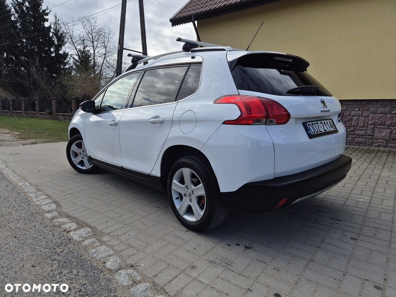Peugeot 2008 PureTech 110 Stop&Start Urban Move - 4