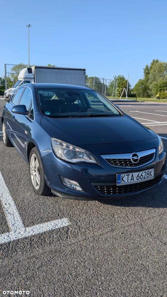 Opel Astra 1.4 T Cosmo - 1