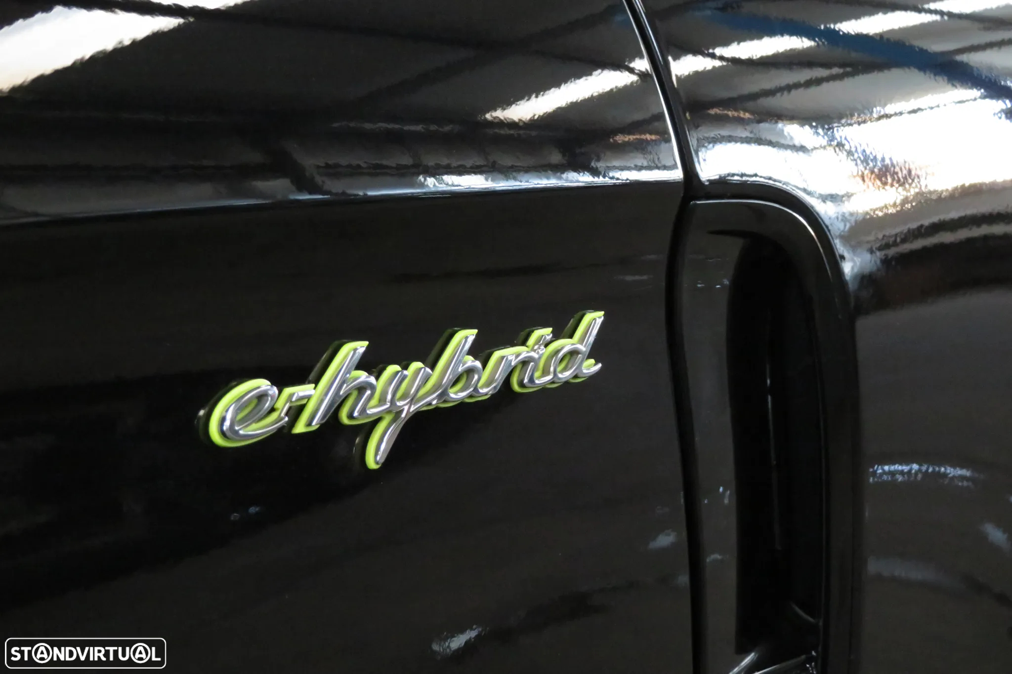 Porsche Panamera 4 E-Hybrid - 9