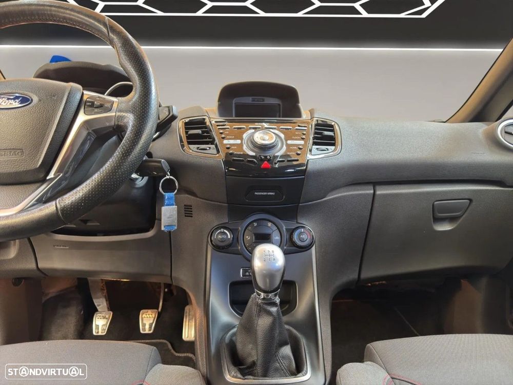 Ford Fiesta 1.0 EcoBoost ST-Line - 18