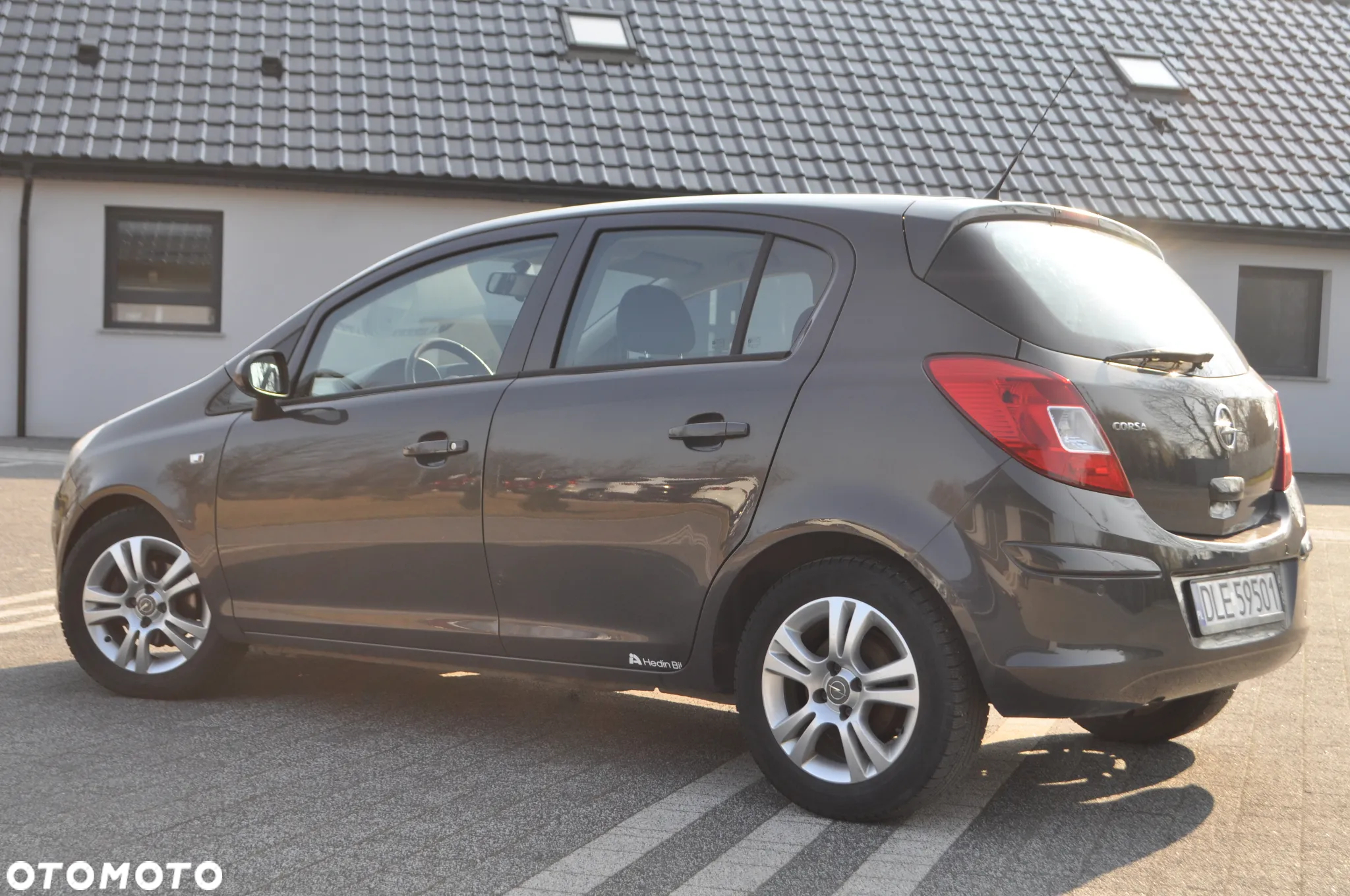 Opel Corsa 1.2 16V Edition / Active - 40