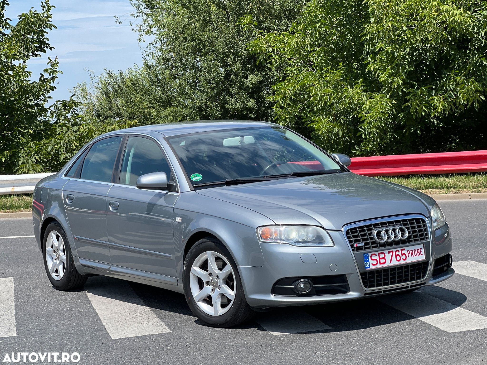 Audi A4 1.8 T Aut - 1