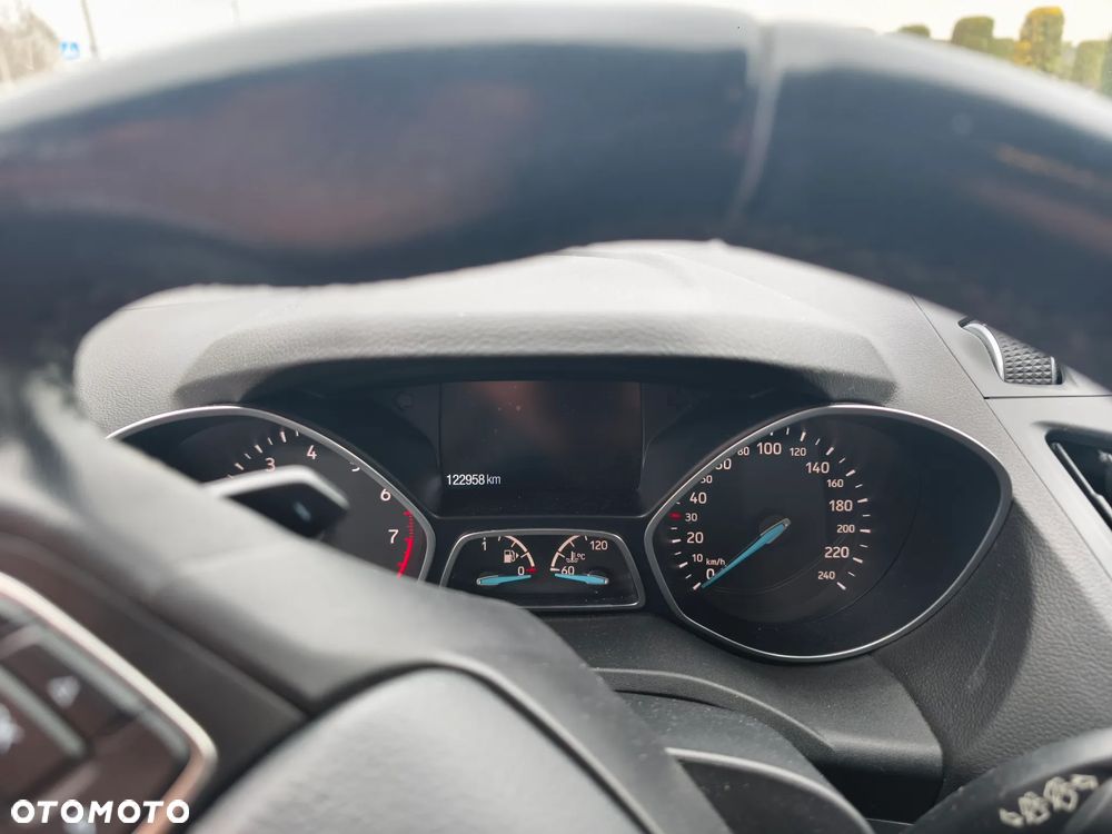 Ford Kuga 1.5 EcoBoost FWD Edition ASS GPF - 6