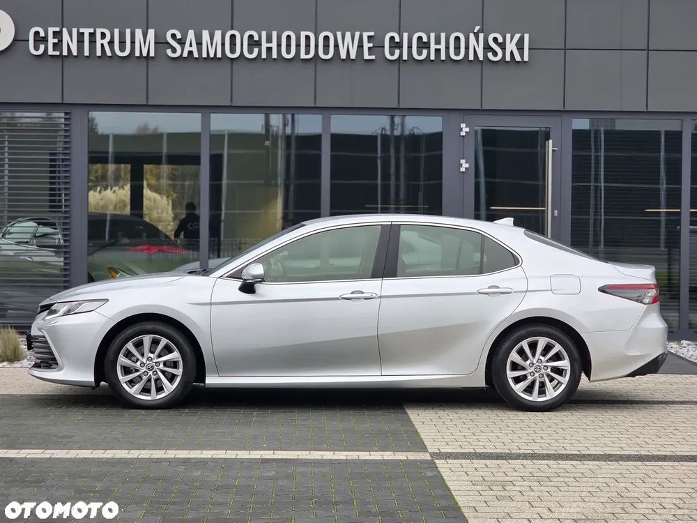 Toyota Camry 2.5 Hybrid Comfort CVT - 12