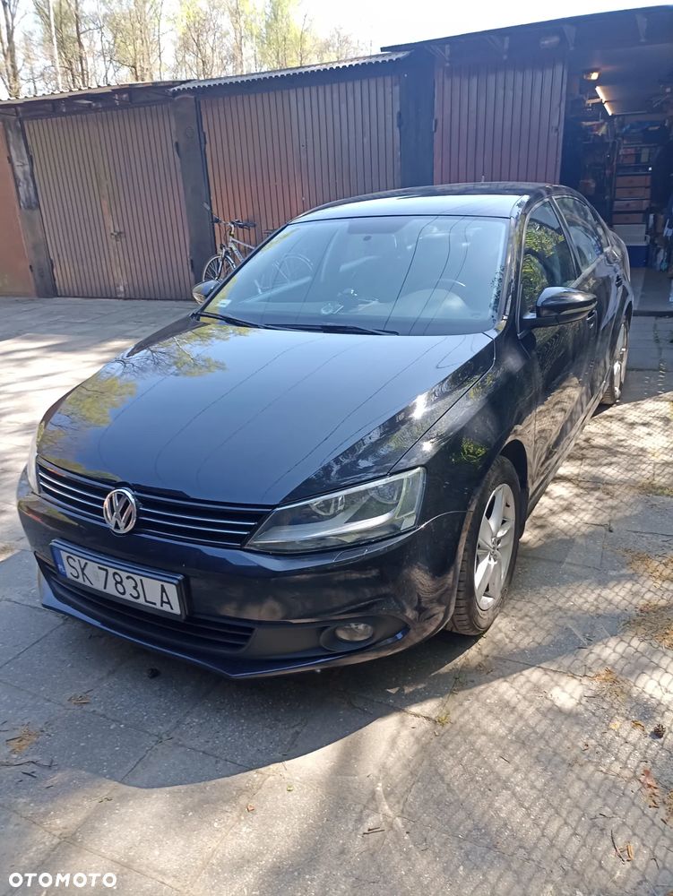 Volkswagen Jetta 1.6 TDI BMT Trendline - 1