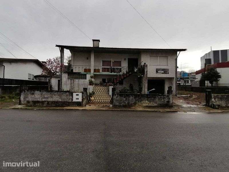 Oportunidade Moradia V6 São João da Madeira - Aveiro - Grande imagem: 2/12
