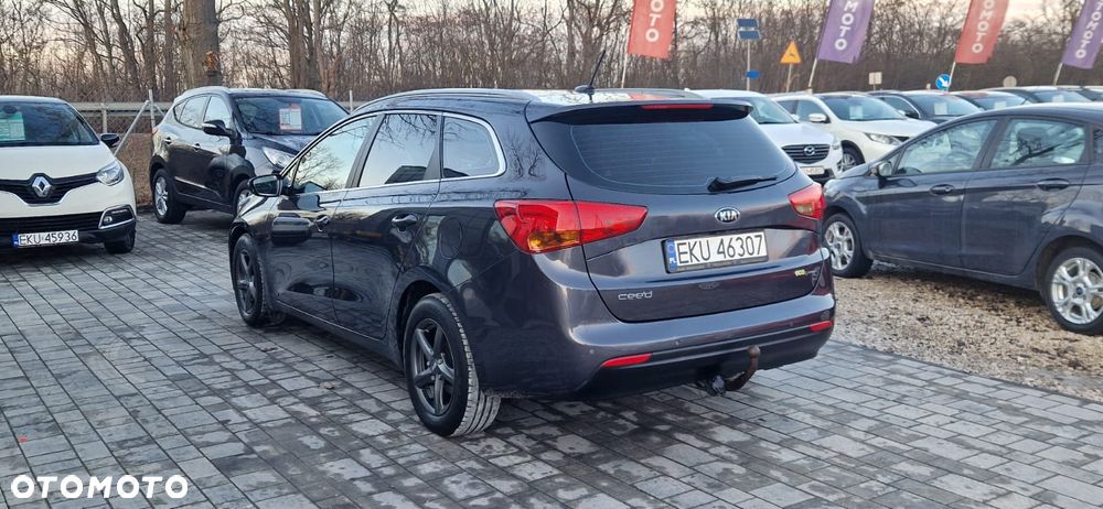 Kia Ceed - 7