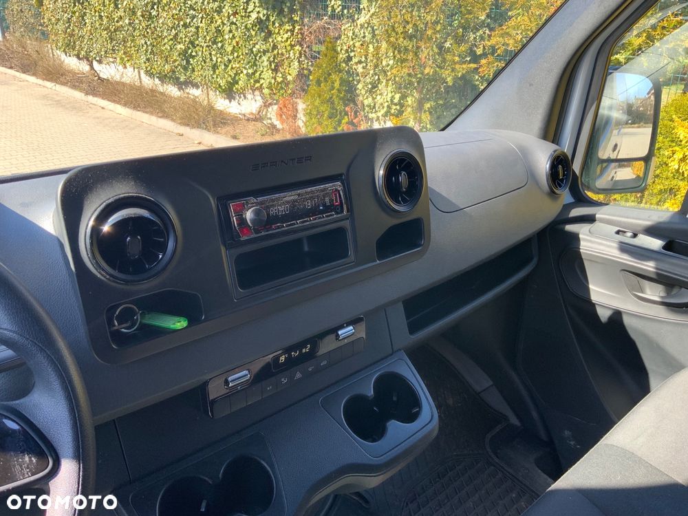 Mercedes-Benz SPRINTER - 6