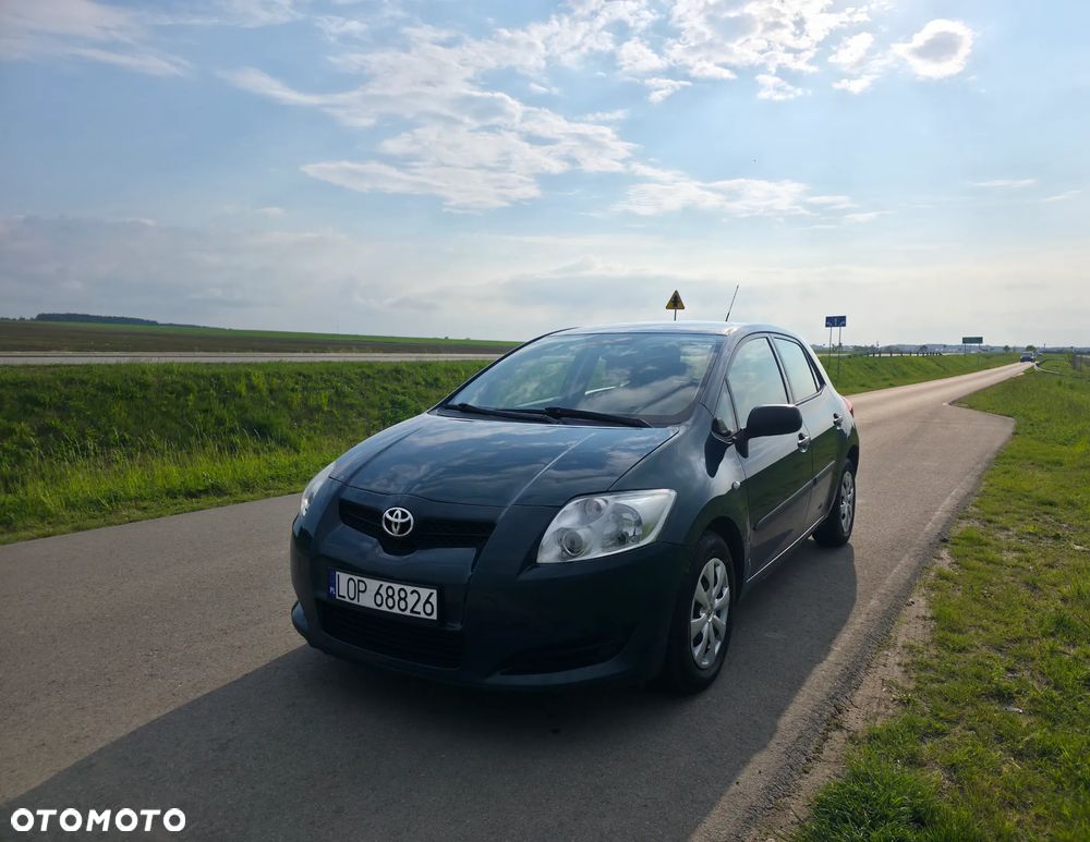 Toyota Auris 1.4 VVT-i Luna - 1