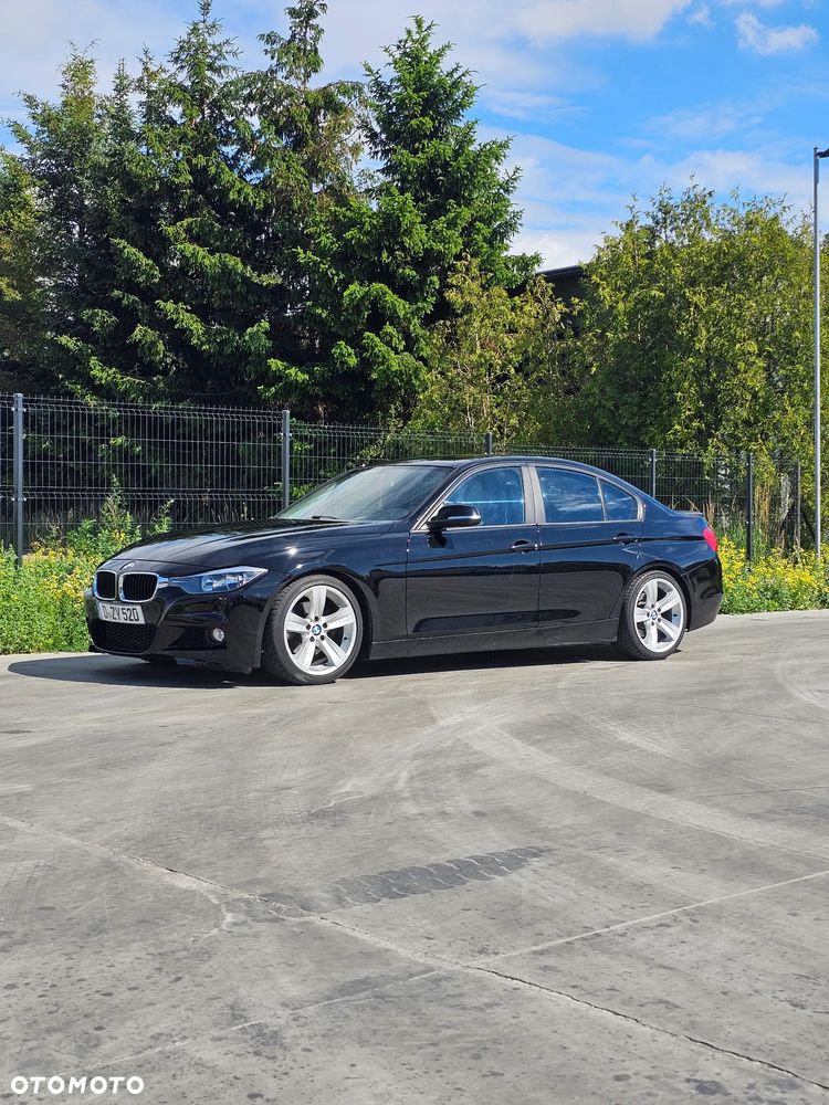 BMW Seria 3 320d - 19