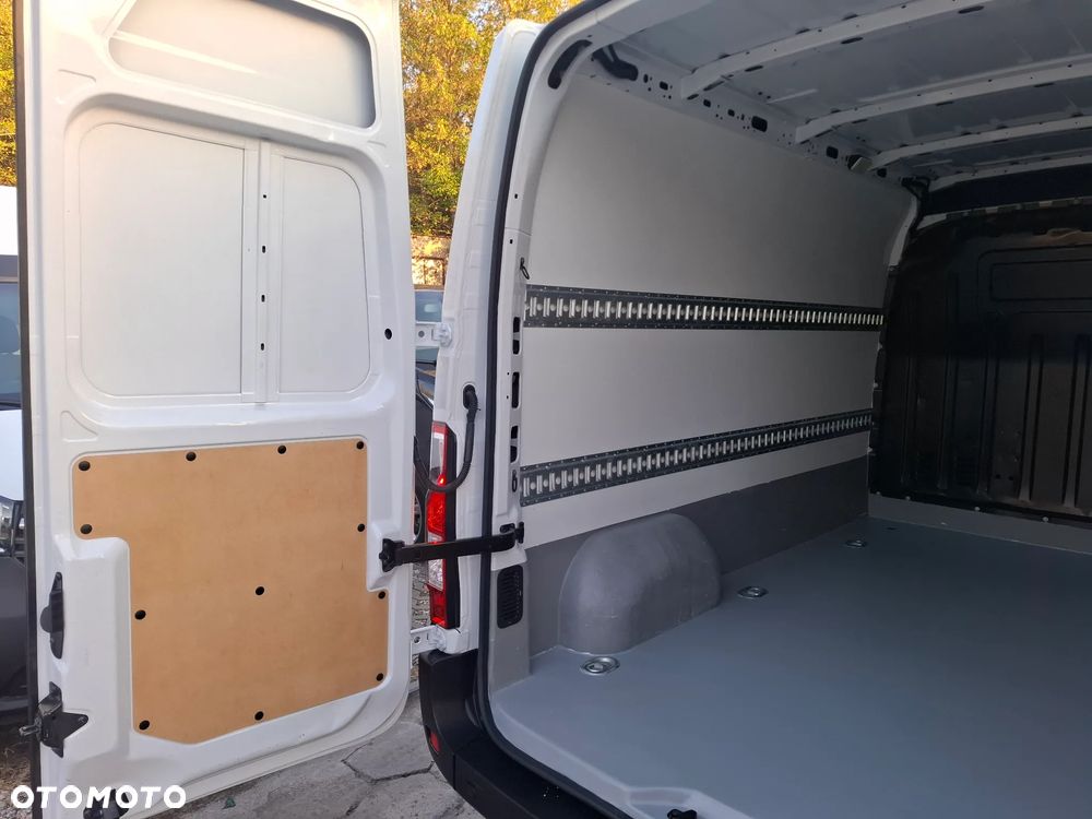 Opel Movano 2019 2.3CDTI 136KM L2H2 ŚREDNIAK - 31