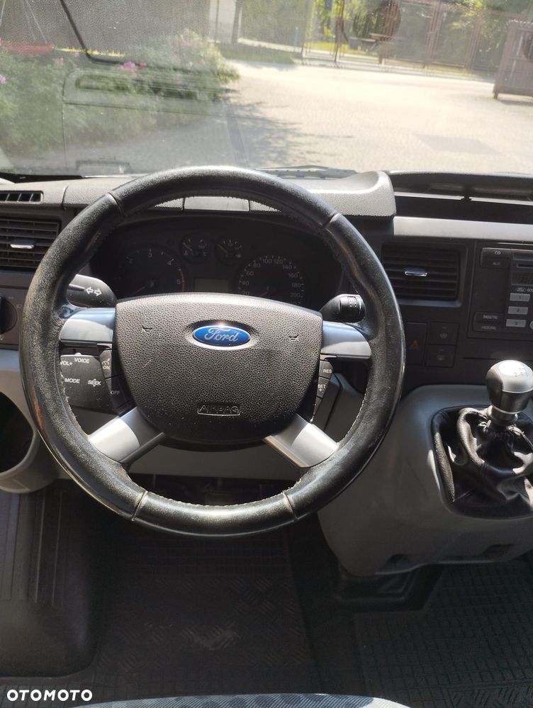 Ford Transit - 7