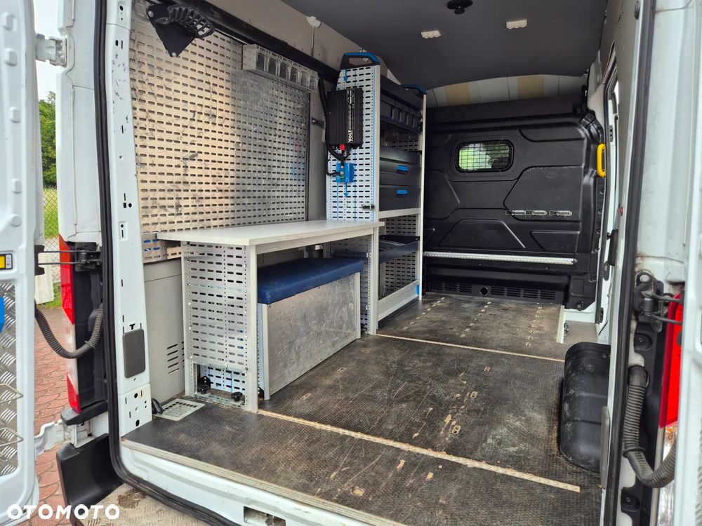Ford Transit - 19