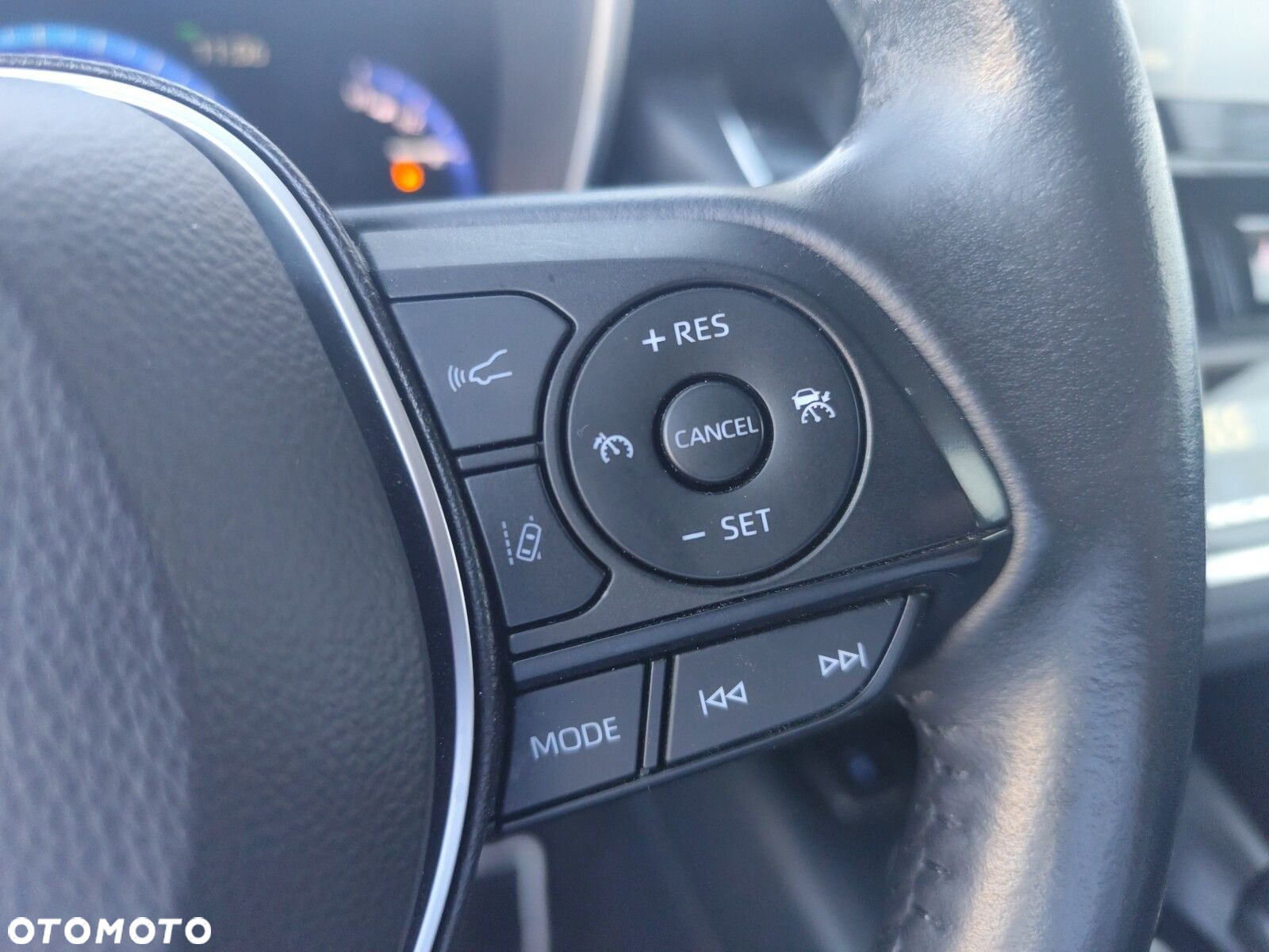 Toyota Corolla - 22