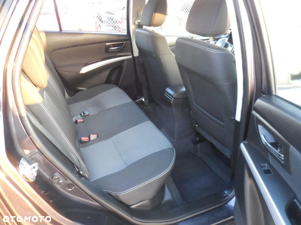 Suzuki SX4 - 13