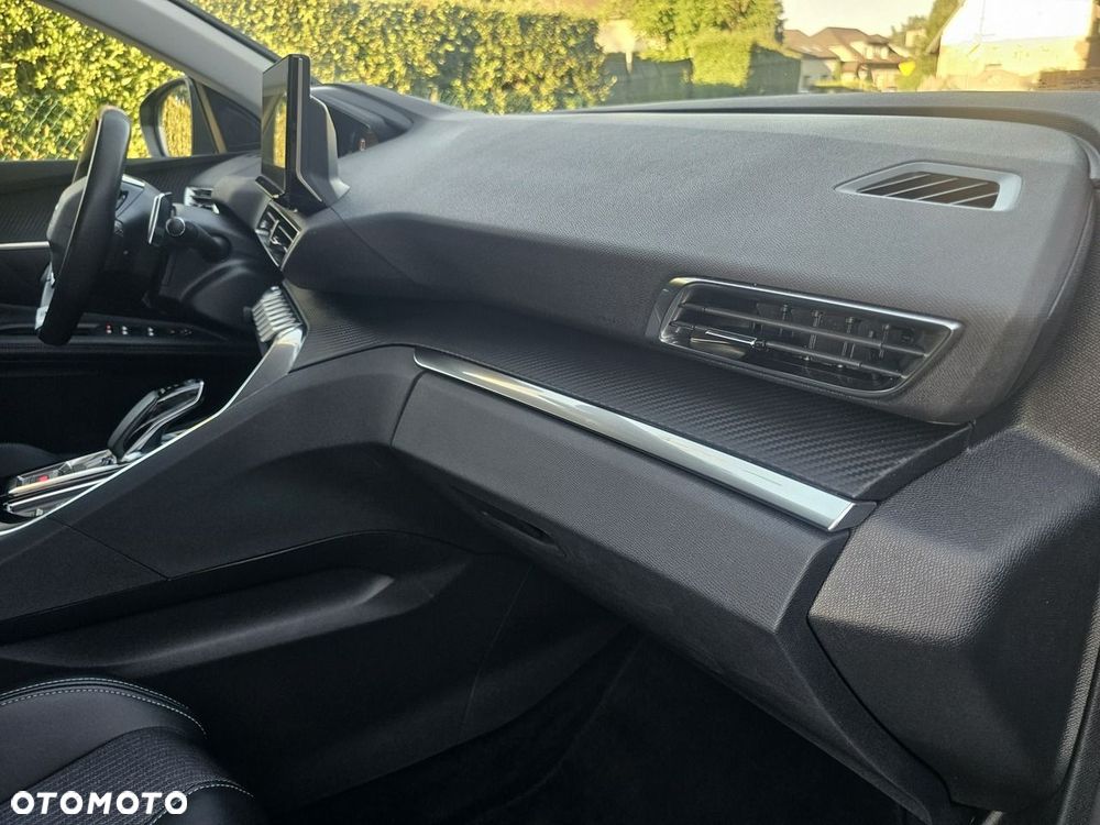 Peugeot 3008 1.6 PureTech Hybrid PHEV GT Pack S&S EAT8 - 17