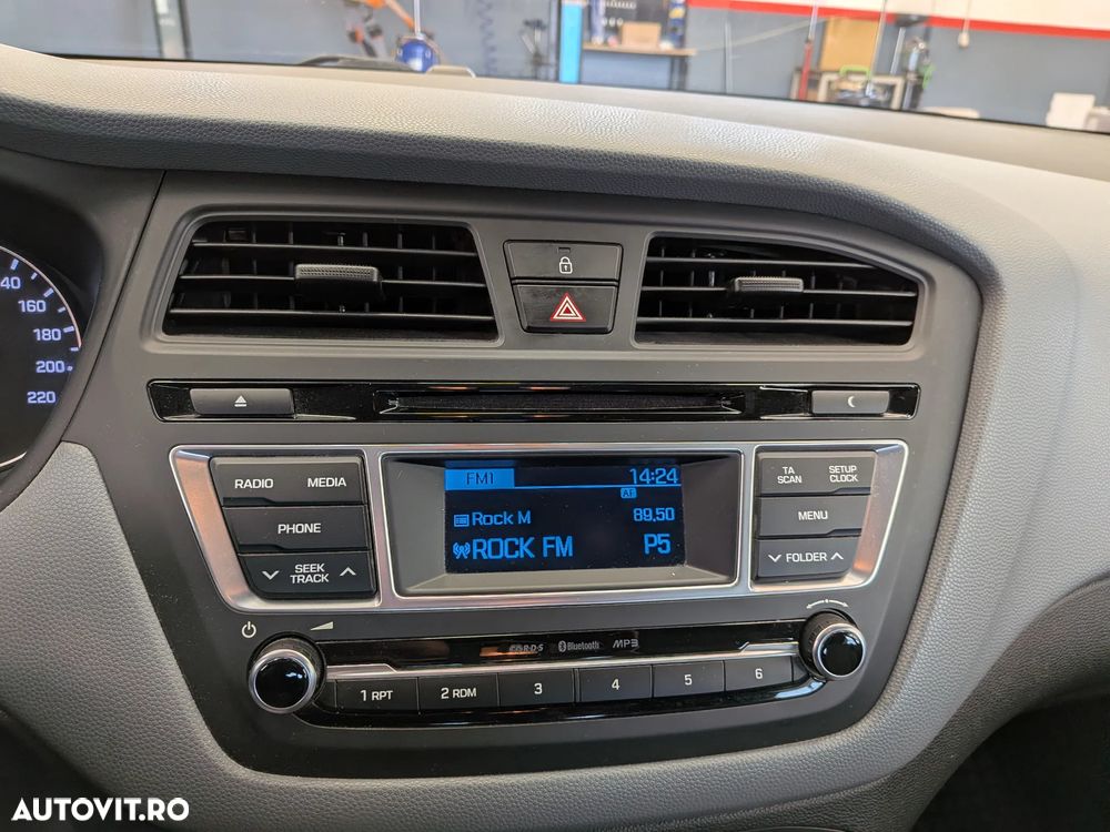 Hyundai i20 1.2 Passion Plus - 15