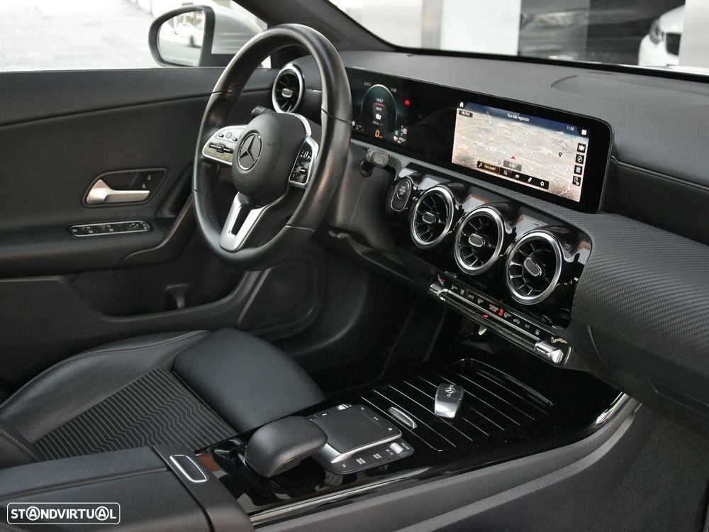 Mercedes-Benz CLA 250 e Shooting Brake Progressive - 13