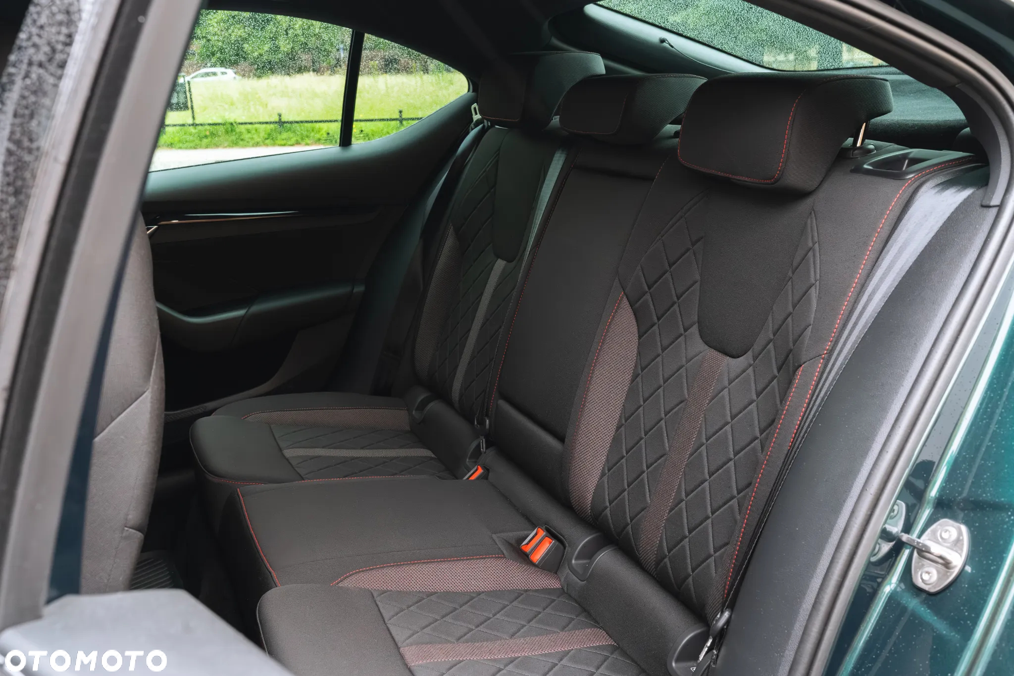 Skoda Octavia 2.0 TSI RS DSG - 18