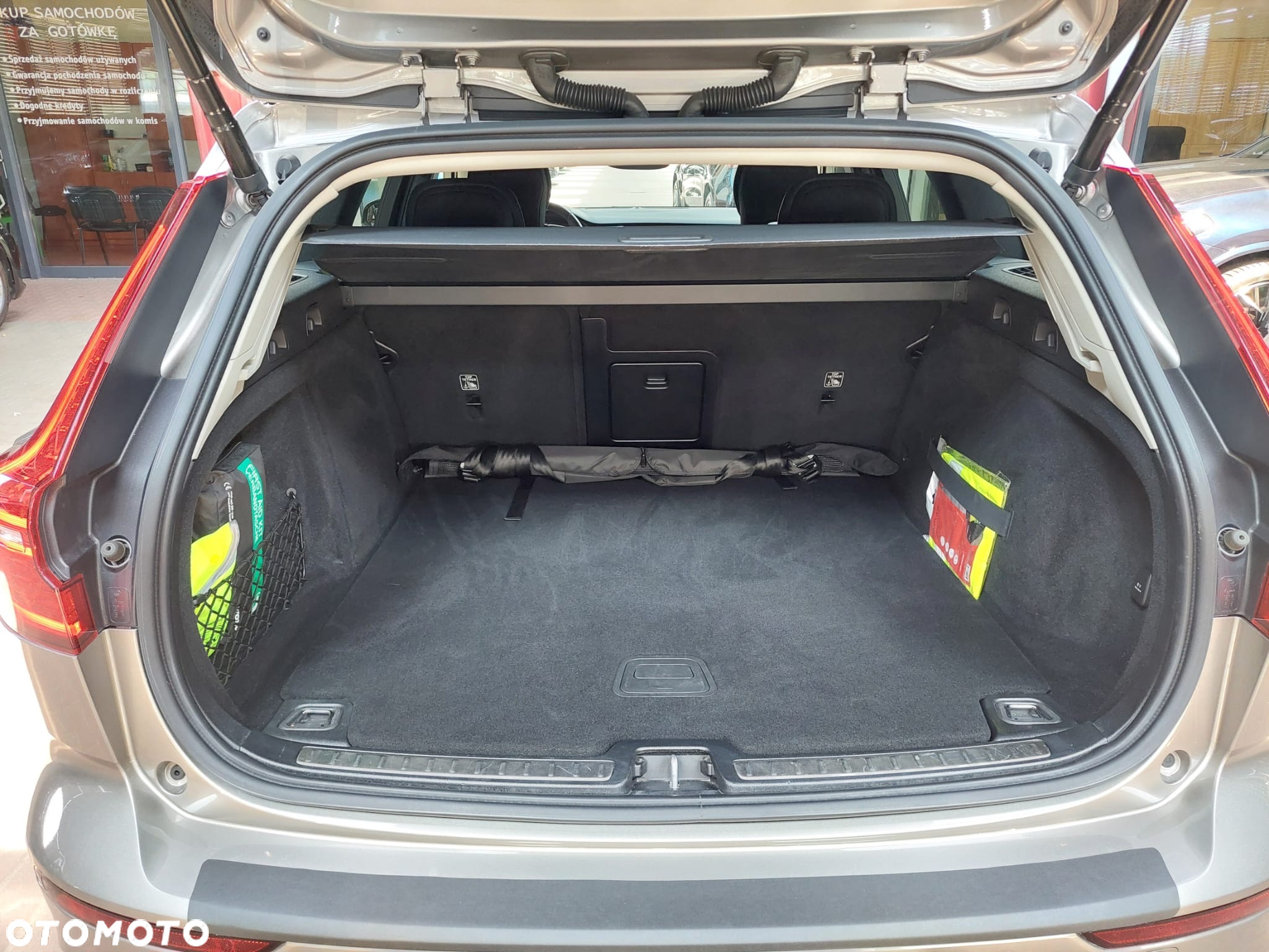 Volvo V60 D3 AWD Inscription - 25