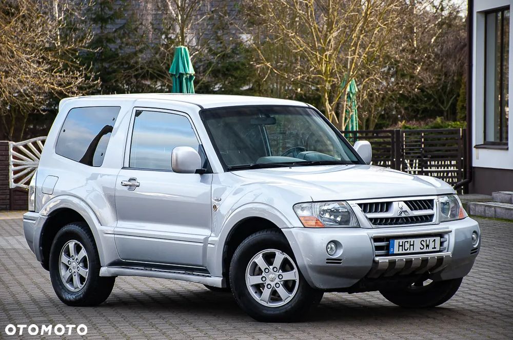 Mitsubishi Pajero 3.2 DI-D Automatik Dakar - 33