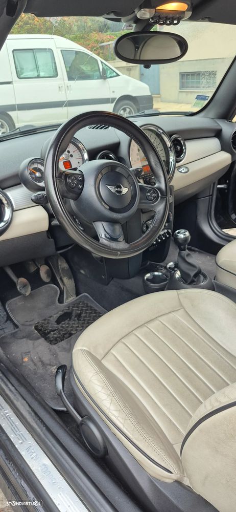 MINI Cabrio Cooper D - 12