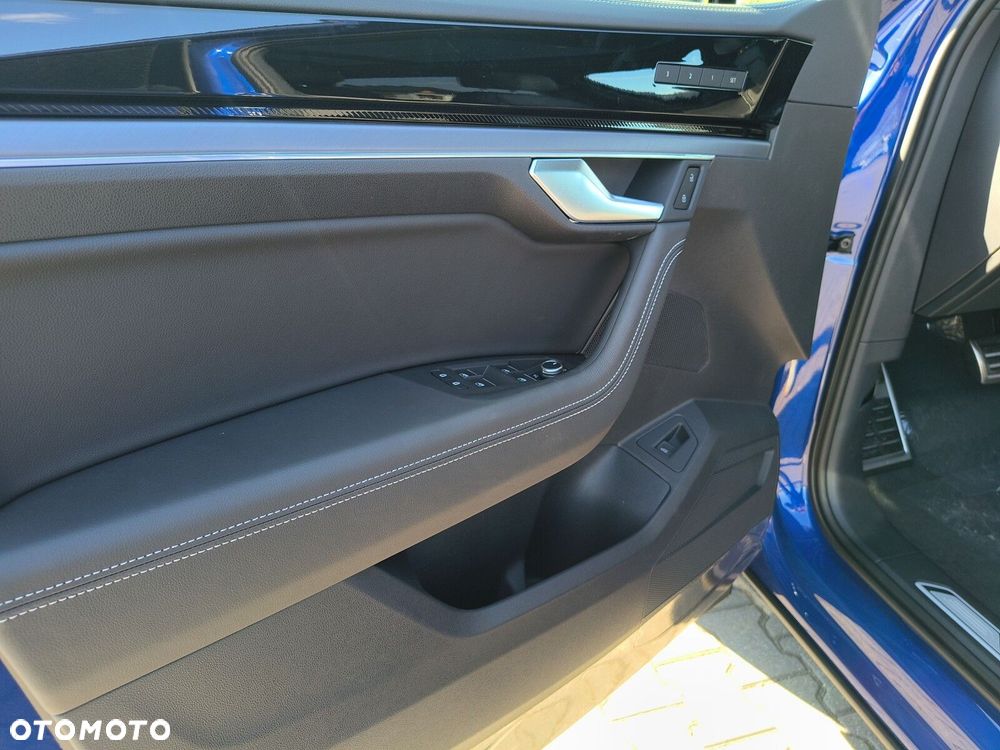 Volkswagen Touareg 3.0 V6 TDI 4Motion R-Line Final Edition - 10