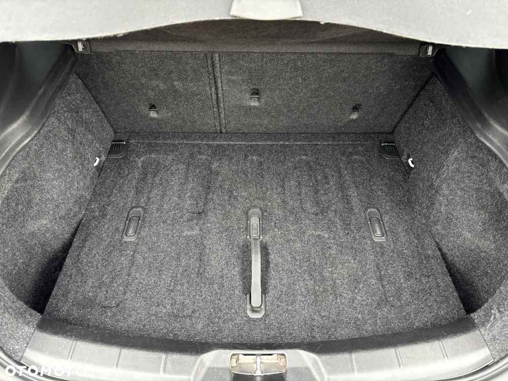 Volvo V40 D3 Drive-E Inscription - 22