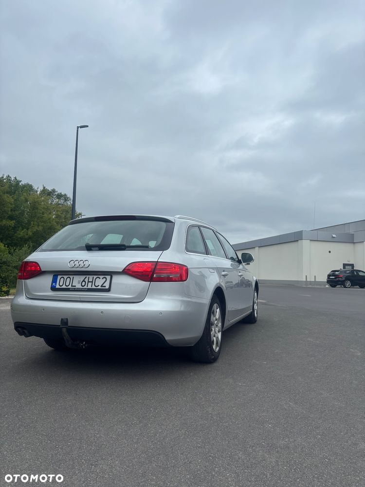 Audi A4 Avant 2.0 TDI - 8