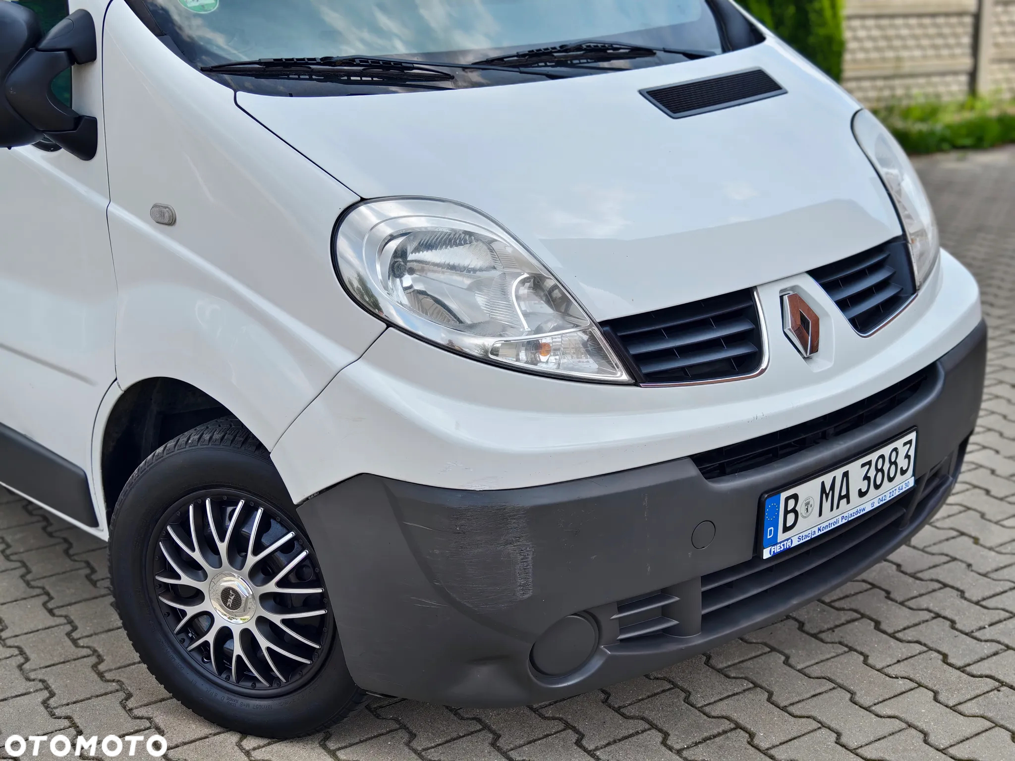 Renault Trafic - 32
