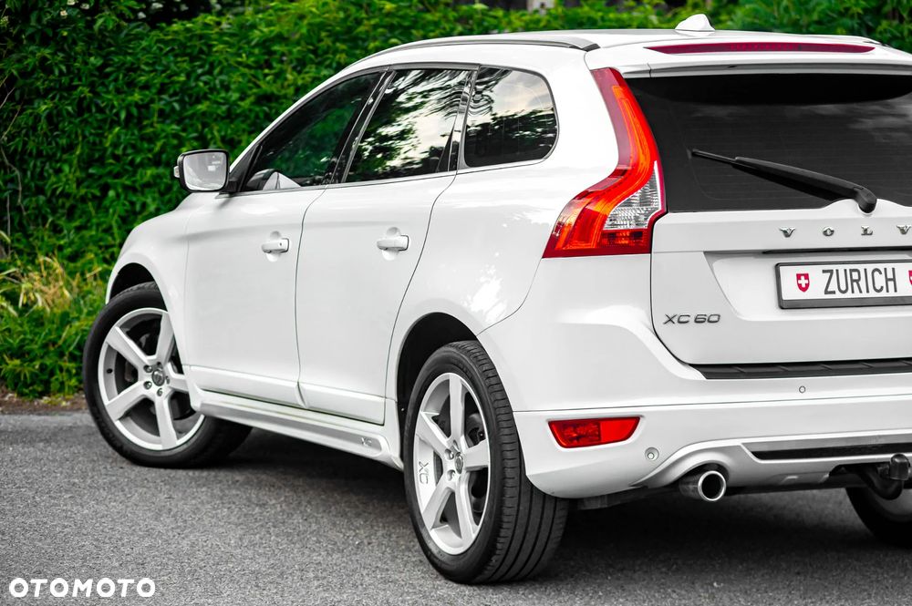 Volvo XC 60 D5 AWD RDesign - 38