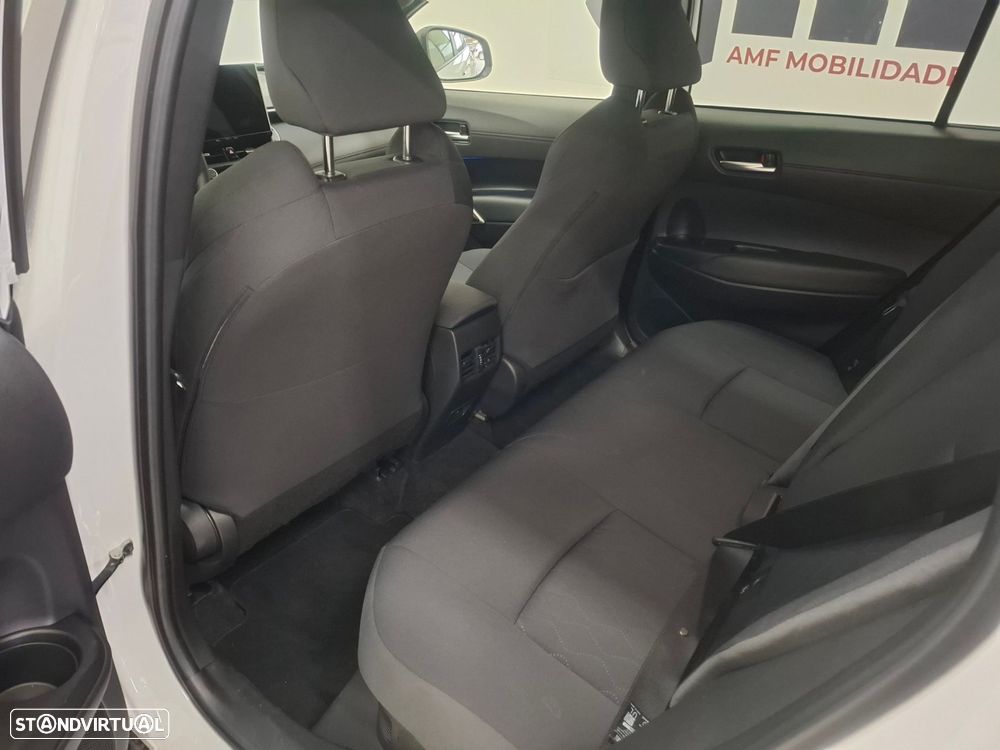 Toyota Corolla Cross 1.8 Hybrid Luxury - 8